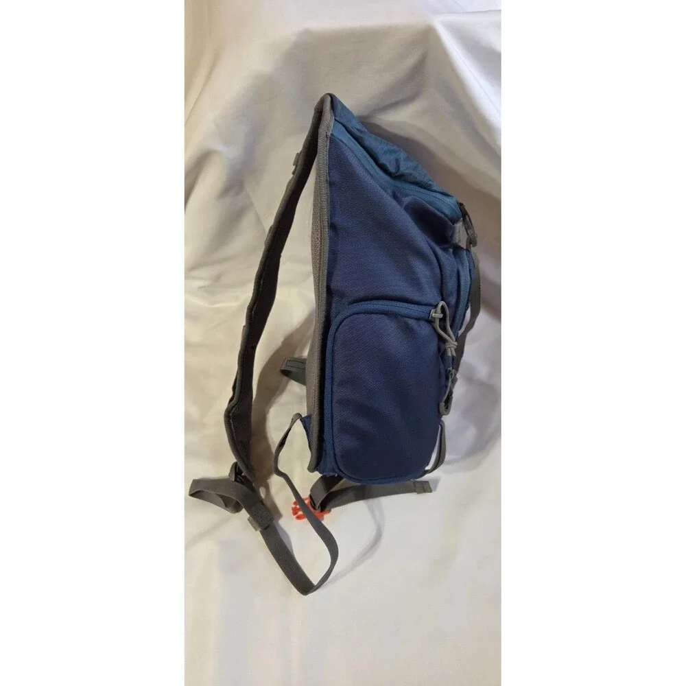 Vanguard Sedona 34 DSLR Sling Bag (Blue)